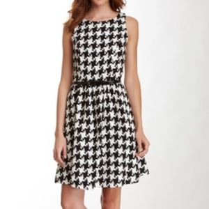 Jessica Simpson Black and white dress